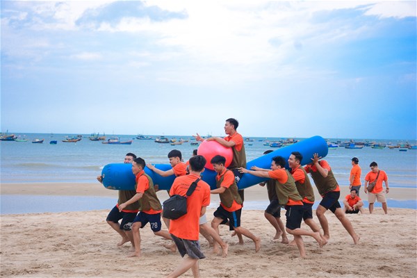 LHU tặng ngay chuyến du lịch cho tân binh khóa 2021